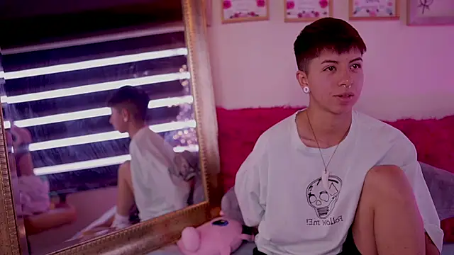 tommy blue online show from 03/18/25, 04:04