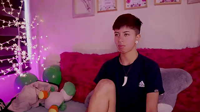 tommy blue online show from 03/19/25, 03:40