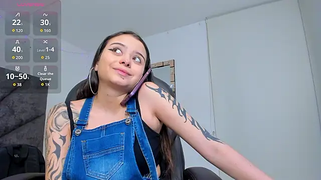 SaskiaGrendel online show from 02/04/26, 12:05