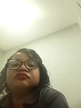 Snapshot of viviksmel chatting on 11/11/25, 02:50 viviksmel online show from 11/11/25, 02:50