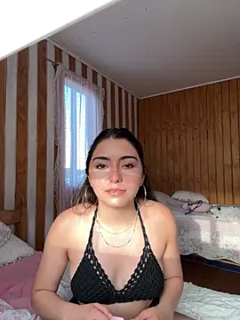 Snapshot of floooohv chatting on 02/07/26, 10:46 floooohv online show from 02/07/26, 10:46