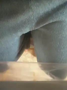 ategurl192 online show from 12/23/25, 08:12