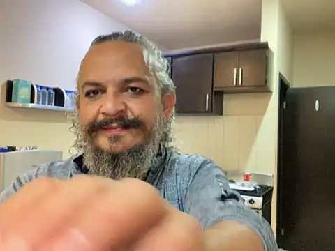 Snapshot of Sollhmaarh chatting on 11/01/25, 06:04 Sollhmaarh online show from 11/01/25, 06:04