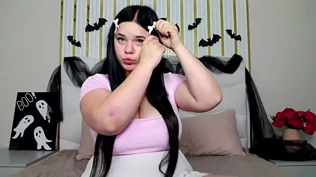 Eliss Shyyo online show from 10/25/25, 04:53