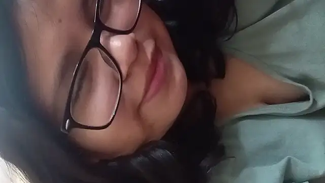 Snapshot of Maferyale chatting on 02/16/26, 03:24 Maferyale online show from 02/16/26, 03:24