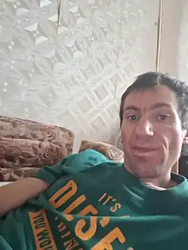 SereneBulge81 online show from 09/25/25, 08:07