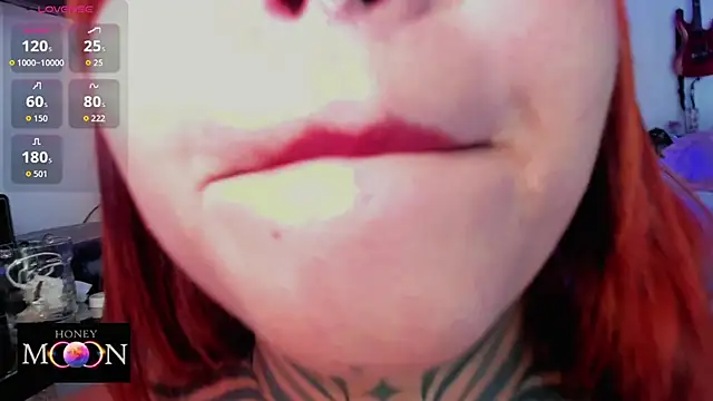 honey mooon online show from 03/12/26, 08:26