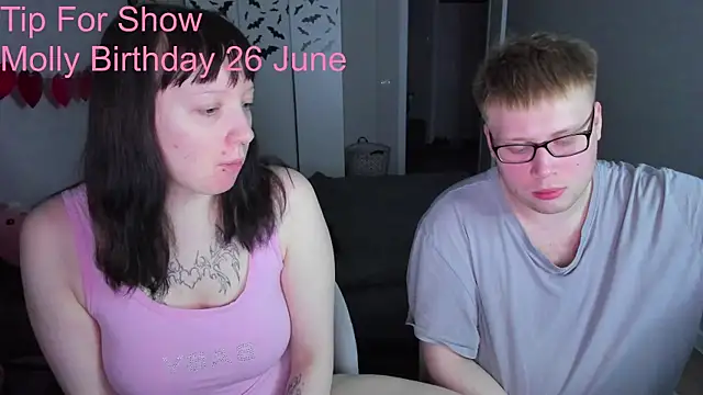 Snapshot of JayMollyy chatting on 05/28/26, 04:37 JayMollyy online show from 05/28/26, 04:37