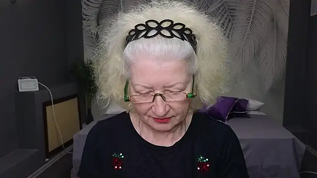 Maya Mayflower online show from 03/16/25, 06:20