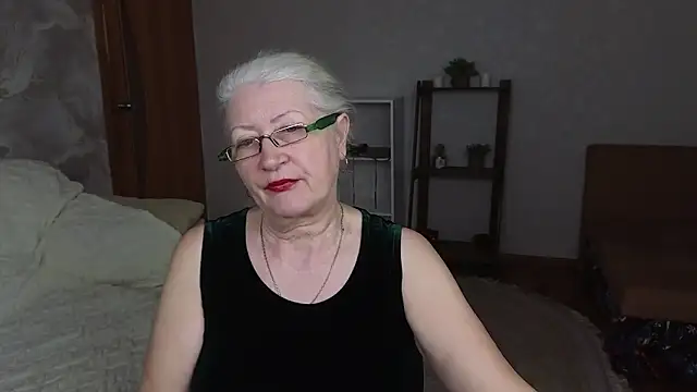 Maya Mayflower online show from 03/20/25, 12:22