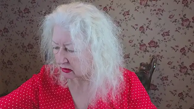 Maya Mayflower online show from 01/10/26, 03:08