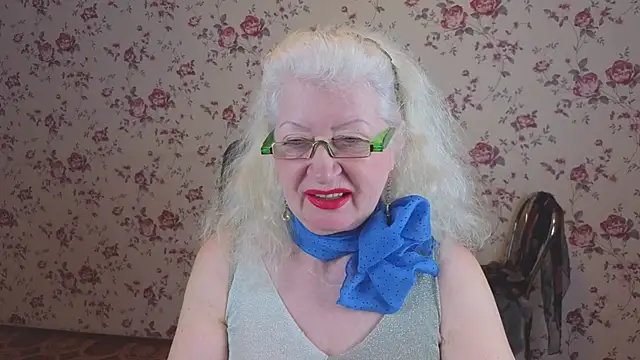 Maya Mayflower online show from 02/17/26, 02:52