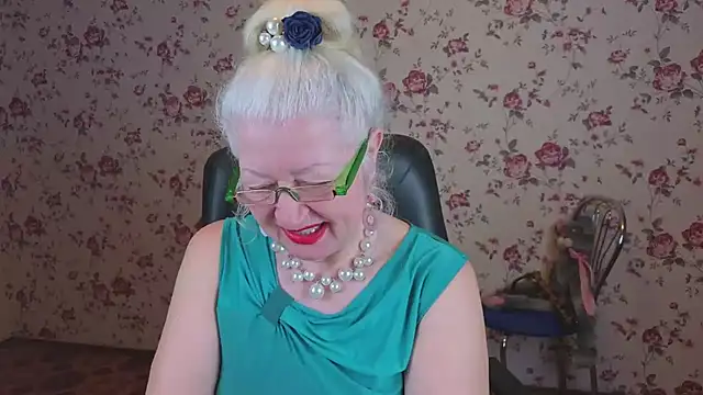 Maya Mayflower online show from 03/10/26, 03:00