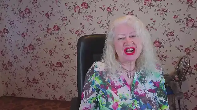 Maya Mayflower online show from 04/13/26, 03:12