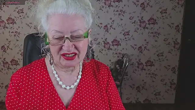 Maya Mayflower online show from 04/24/26, 03:09