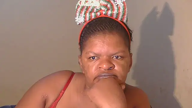 Snapshot of ebony_rose11 chatting on 12/27/24, 02:25 ebony rose11 online show from 12/27/24, 02:25
