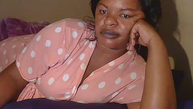 Snapshot of ebony_rose11 chatting on 02/13/25, 08:45 ebony rose11 online show from 02/13/25, 08:45