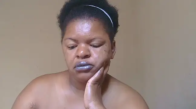 Snapshot of ebony_rose11 chatting on 03/05/25, 06:33 ebony rose11 online show from 03/05/25, 06:33