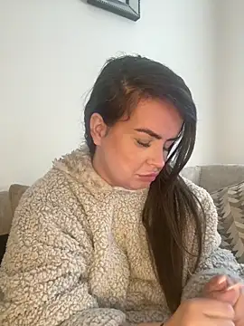 Snapshot of Sophie_23XX chatting on 02/08/26, 10:29 Sophie 23XX online show from 02/08/26, 10:29