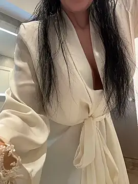 Vanessao1 online show from 04/01/26, 06:36