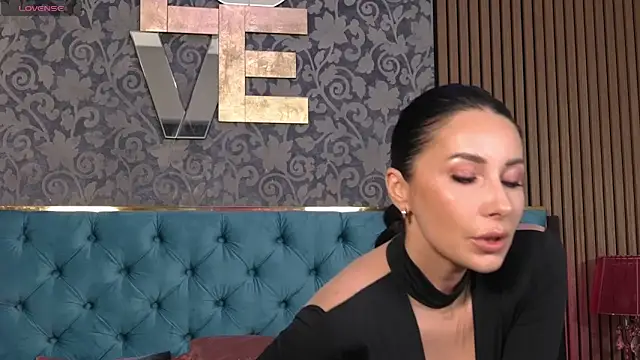Vanessao1 online show from 05/25/26, 02:34