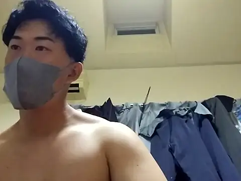 Snapshot of taaaaaa- chatting on 09/21/25, 02:08 taaaaaa- online show from 09/21/25, 02:08