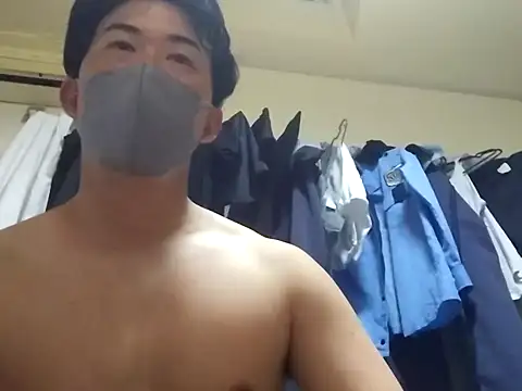 Snapshot of taaaaaa- chatting on 09/28/25, 04:45 taaaaaa- online show from 09/28/25, 04:45