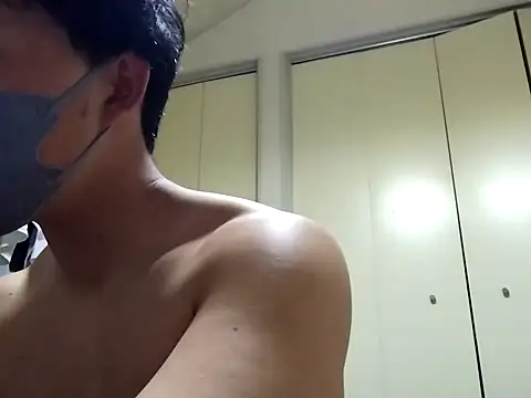 Snapshot of taaaaaa- chatting on 10/26/25, 11:27 taaaaaa- online show from 10/26/25, 11:27