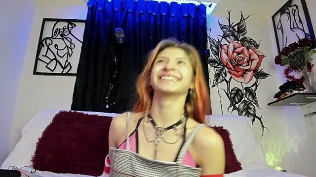 Snapshot of KratosAfroditacs chatting on 03/15/25, 12:02 KratosAfroditacs online show from 03/15/25, 12:02