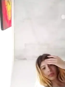 Snapshot of KratosAfroditacs chatting on 11/03/25, 01:12 KratosAfroditacs online show from 11/03/25, 01:12