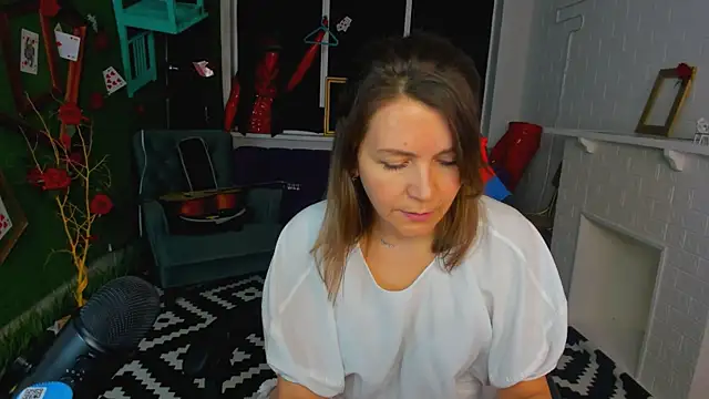 NicoleHitman online show from 03/05/25, 12:55