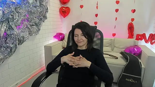 NicoleHitman online show from 03/13/25, 08:37