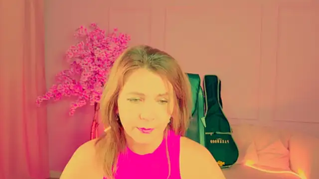 NicoleHitman online show from 11/09/25, 09:18