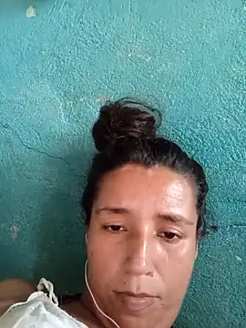 Snapshot of Jenny_gir25 chatting on 03/14/25, 05:02 Jenny gir25 online show from 03/14/25, 05:02