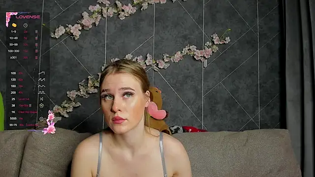 EvaTheHeart online show from 11/12/25, 02:12