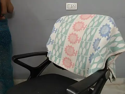 Surjeet Kaur online show from 09/12/25, 03:28