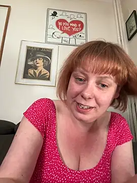 Snapshot of VeraaFlynn chatting on 04/21/26, 11:05 VeraaFlynn online show from 04/21/26, 11:05