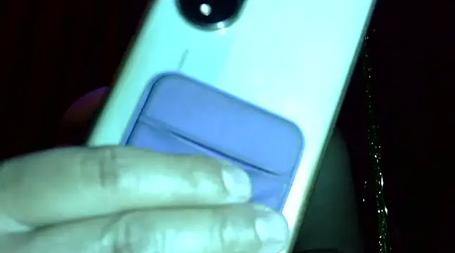 isis milove online show from 03/23/25, 06:58