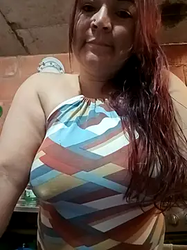 isis milove online show from 04/07/26, 11:10