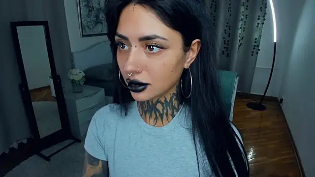 Snapshot of CharimgSabrina chatting on 09/28/25, 06:41 CharimgSabrina online show from 09/28/25, 06:41