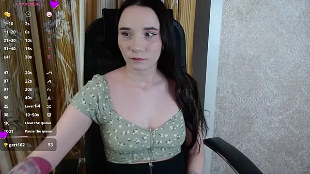 Snapshot of KateForLove chatting on 03/05/25, 02:23 KateForLove online show from 03/05/25, 02:23