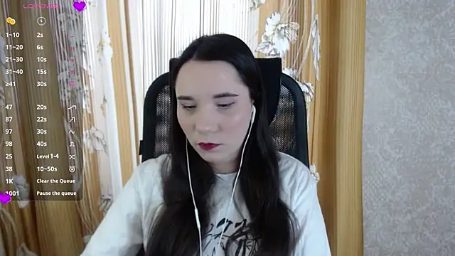 Snapshot of KateForLove chatting on 03/13/25, 10:15 KateForLove online show from 03/13/25, 10:15