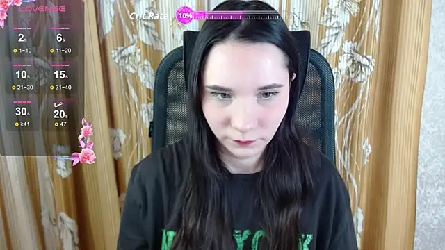 Snapshot of KateForLove chatting on 10/18/25, 01:01 KateForLove online show from 10/18/25, 01:01