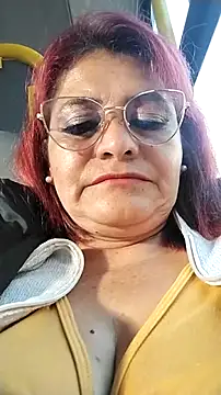 Snapshot of BiancaSteel chatting on 11/10/25, 09:25 BiancaSteel online show from 11/10/25, 09:25