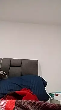 Snapshot of BiancaSteel chatting on 11/28/25, 12:24 BiancaSteel online show from 11/28/25, 12:24