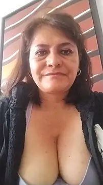 Snapshot of BiancaSteel chatting on 06/11/26, 12:03 BiancaSteel online show from 06/11/26, 12:03