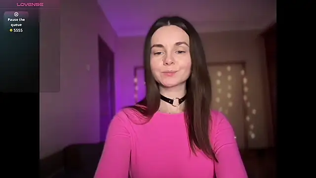 lanaloulou online show from 02/06/26, 01:21