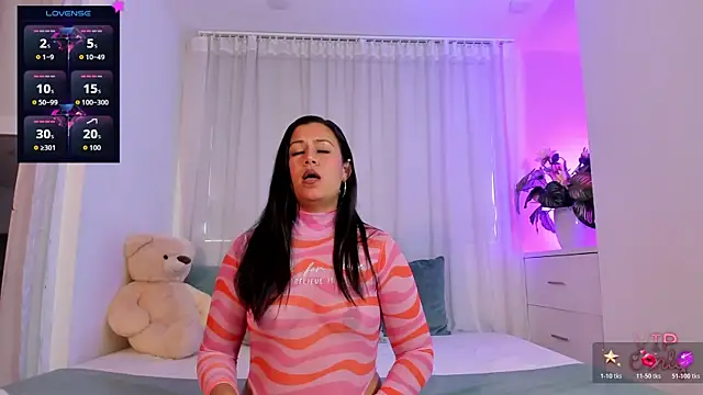 LeilaHiuston online show from 03/26/26, 08:25