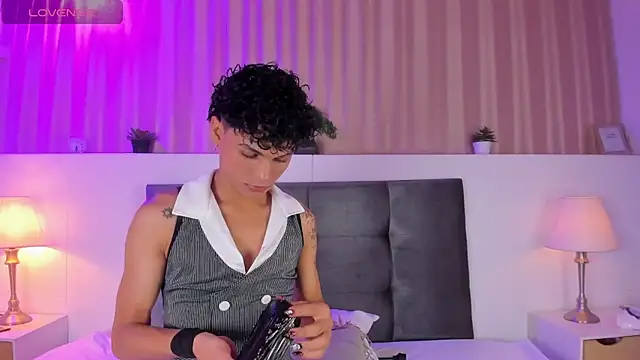 Kai riptide online show from 10/27/25, 08:24