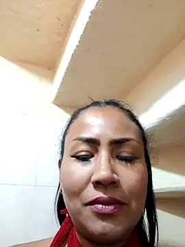 Snapshot of Ariana_Rodriguez chatting on 03/04/25, 06:07 Ariana Rodriguez online show from 03/04/25, 06:07